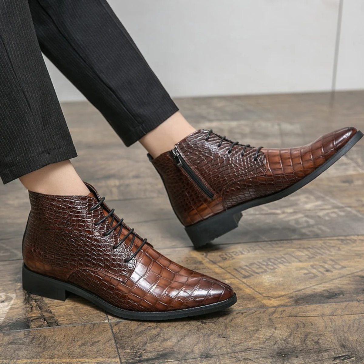 The Orvieto Men’s Crocodile Pattern Leather Ankle Boots - Brown