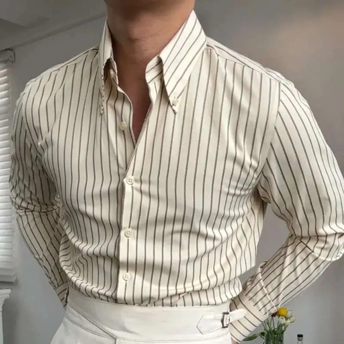 The Moltrasio Men’s Contrast Stripe Business Shirt