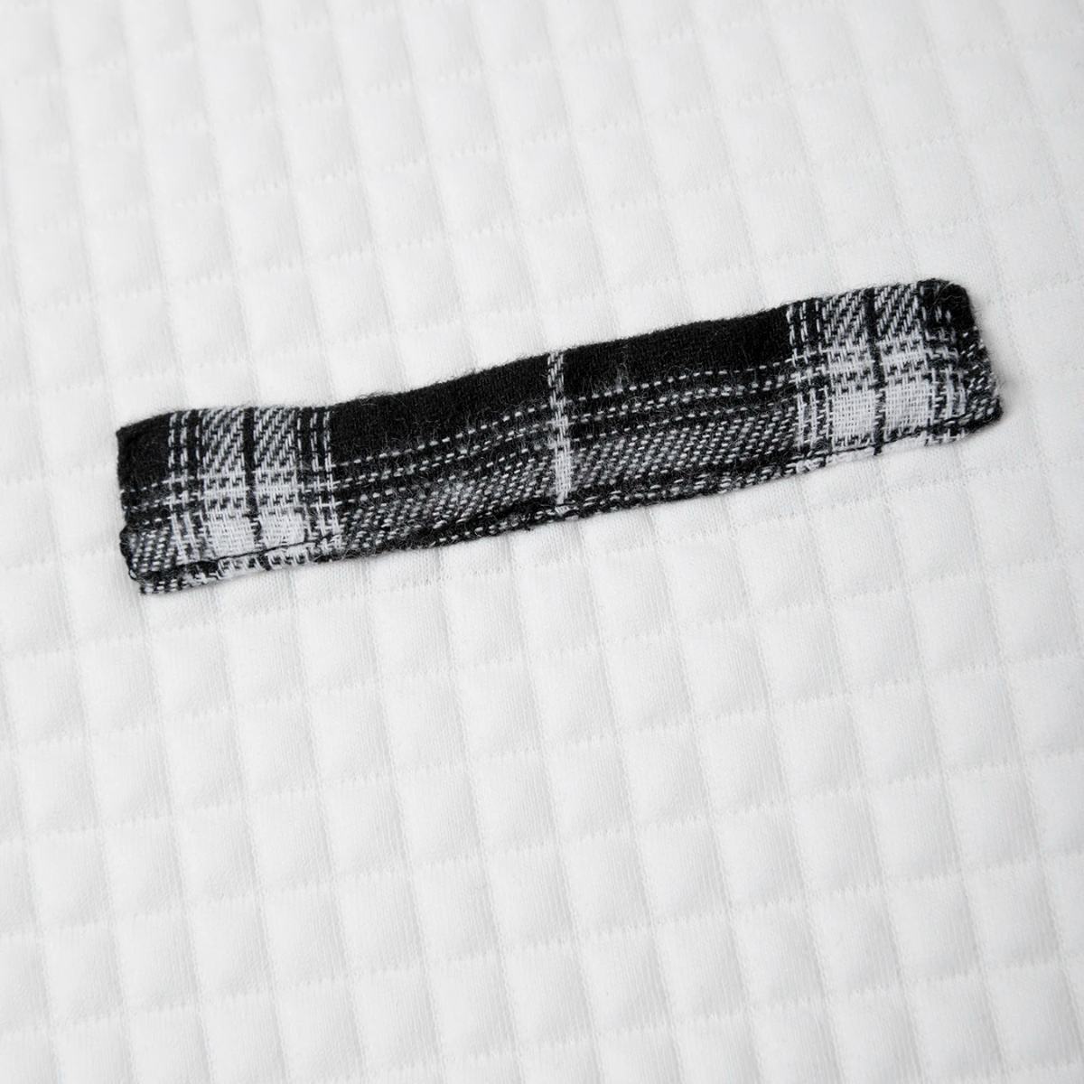 The Agrigento Men’s Textured Plaid Henley Collar Button Sweater