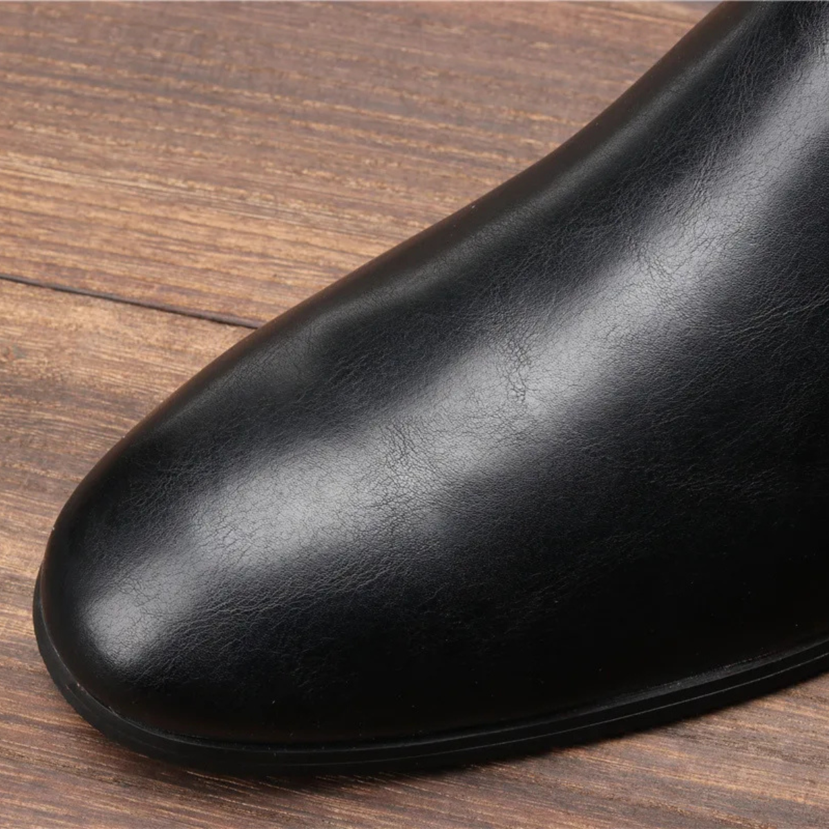 The Agrigento Men’s Chelsea Leather Ankle Boots with Elastic Side Panels