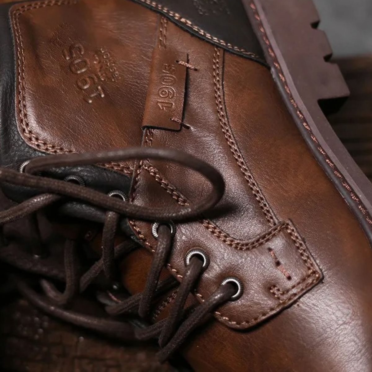 The Oakshade Men’s Military Combat Leather Boots