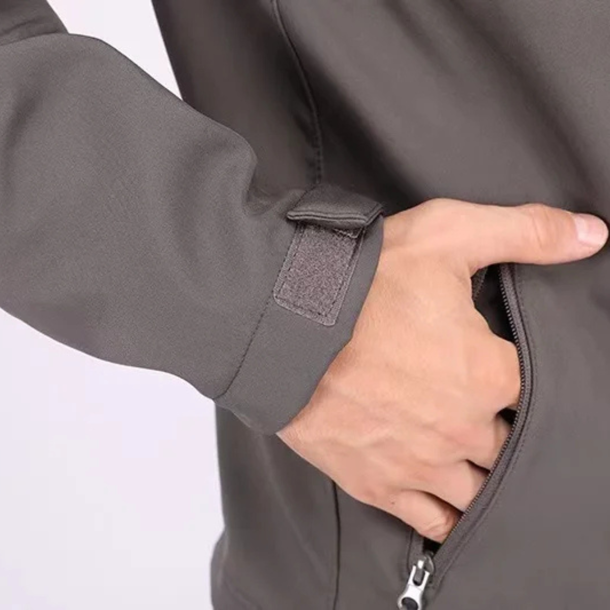 The Glenfield Men’s Softshell Fleece Lined Outdoor Windbreaker Jacket