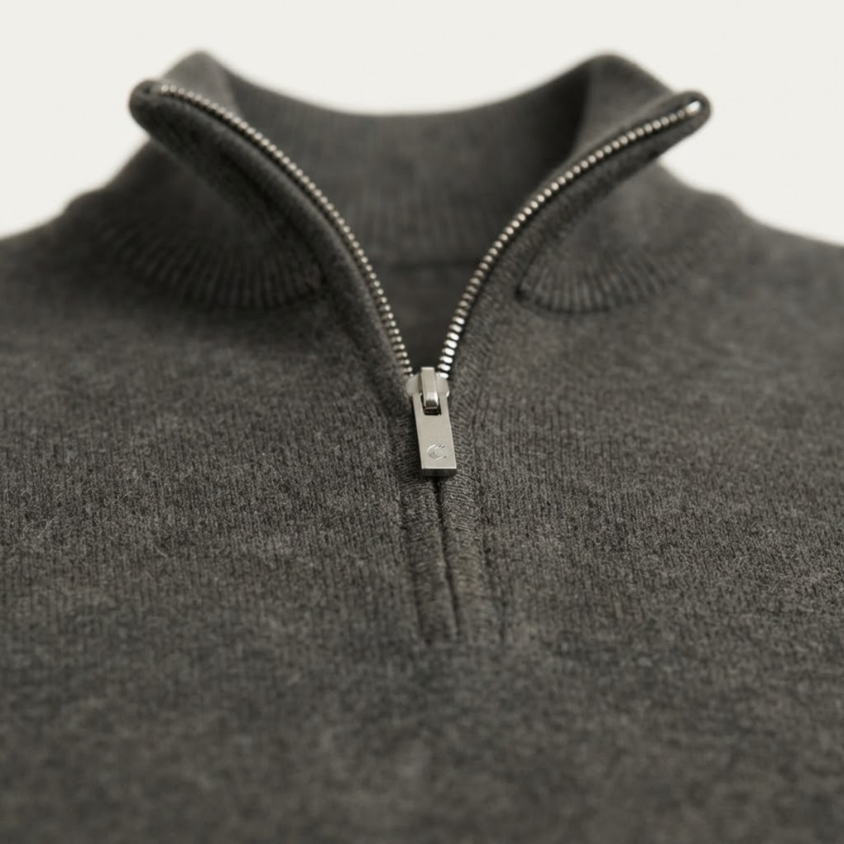 The Kidlington Men's Quarter Zip Lightweight Knit Sweater