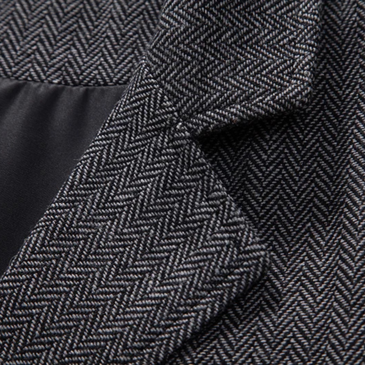 The Braga Men’s Tweed Pocket Suit Vest with Chain