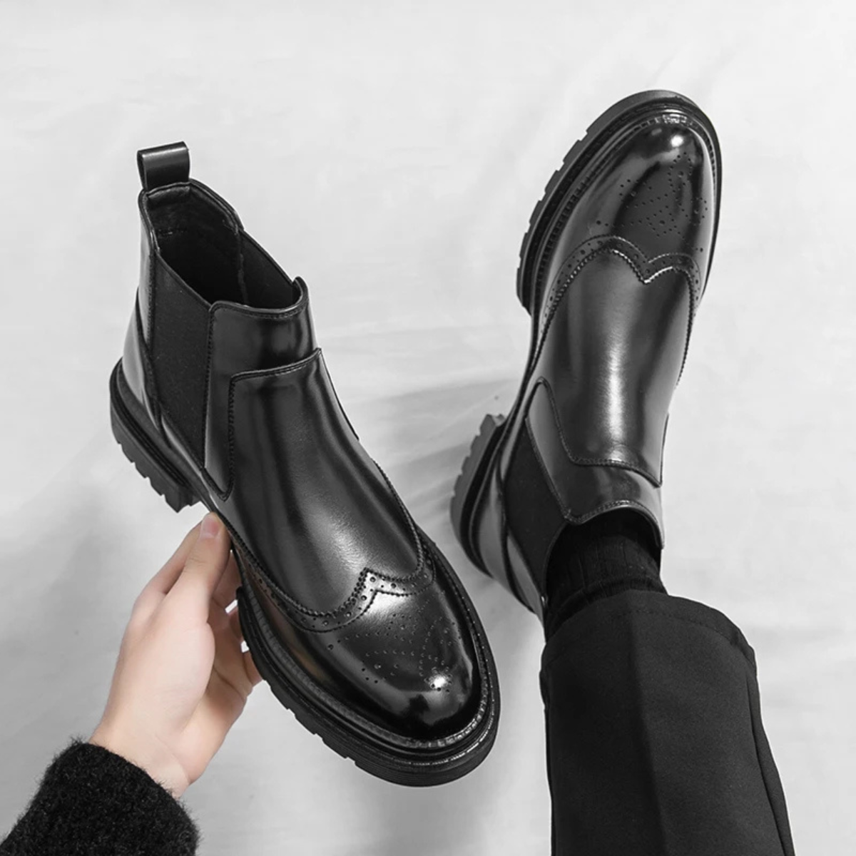 The Sarzana Men’s Vintage Anti Slip Sole Leather Chelsea Boots