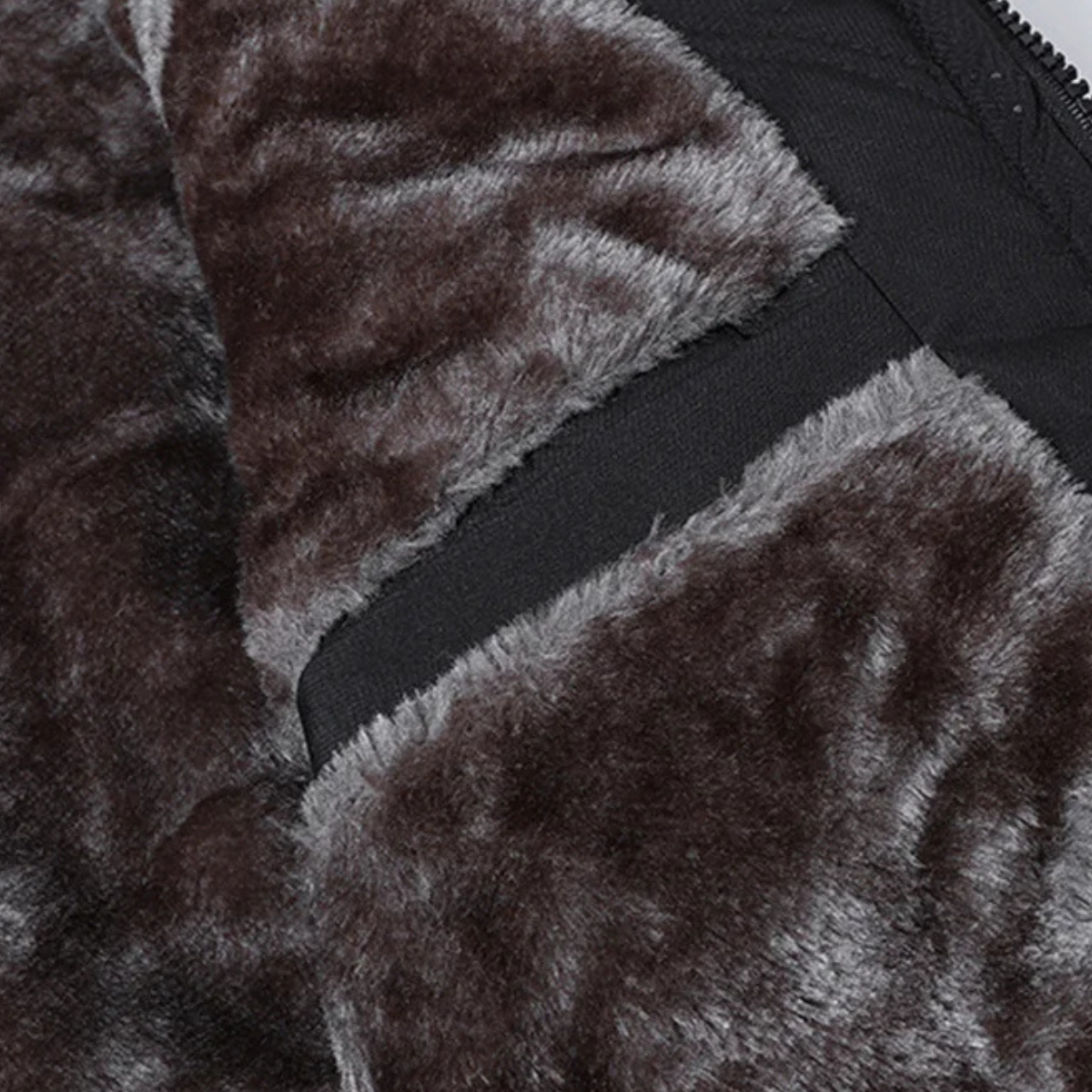 The Lucca Alta Men’s Stand Collar Diamond Pattern Thermal Quilted Jacket