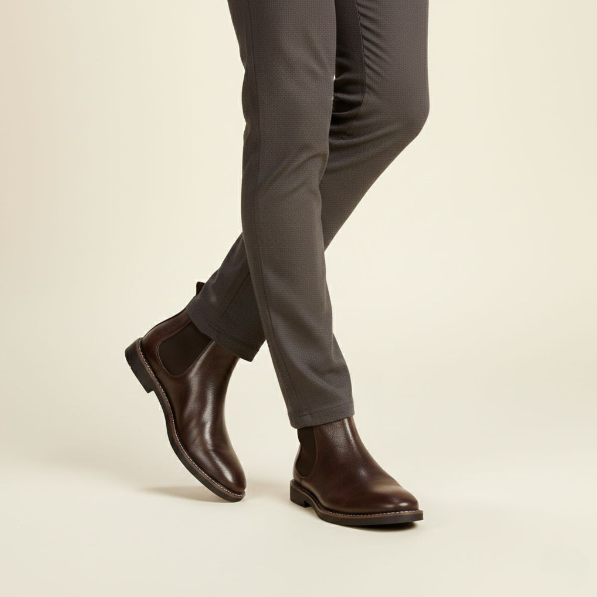 The Highlands Men's Durable Leather Chelsea Boots