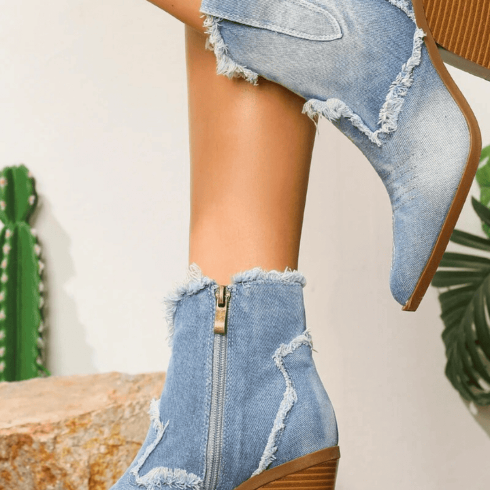 Women’s Block Heel Ankle Boots – Side Zip Heeled Boots