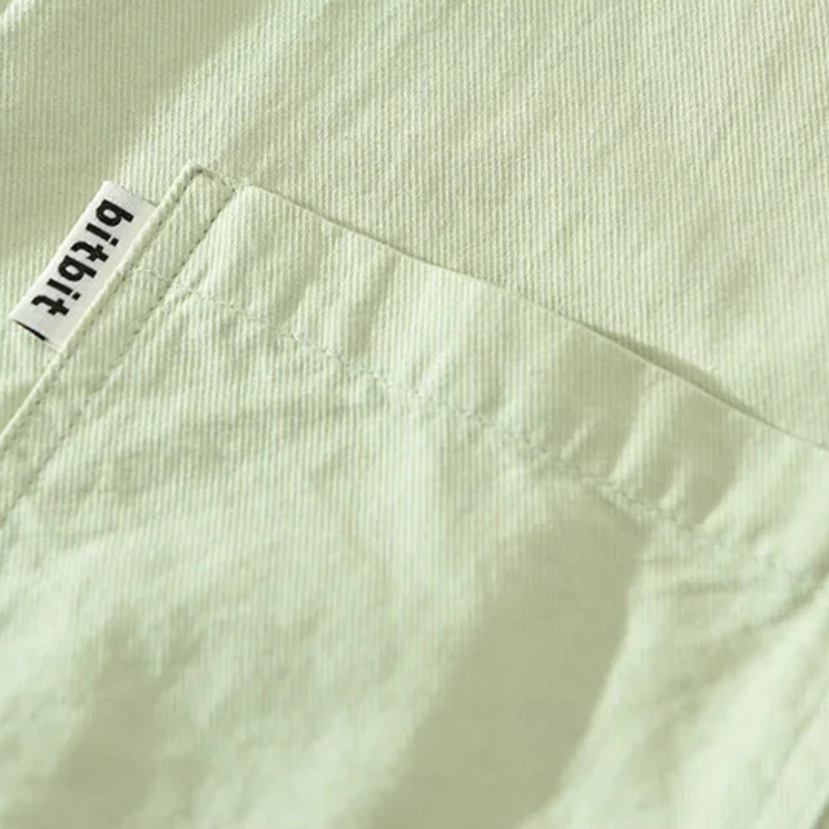 The Ashwater Men’s 100% Cotton Casual Shirt with Pocket