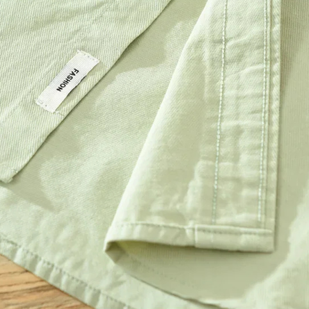 The Ashwater Men’s 100% Cotton Casual Shirt with Pocket