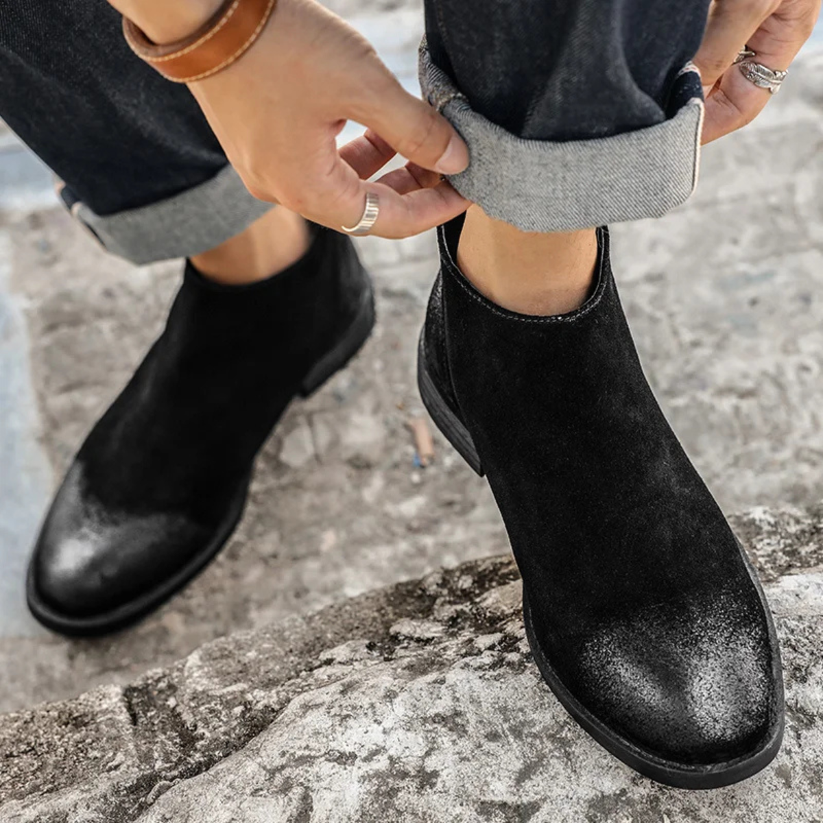 The Stonebridge Men’s Vintage Leather Suede Chelsea Boots with Zipper