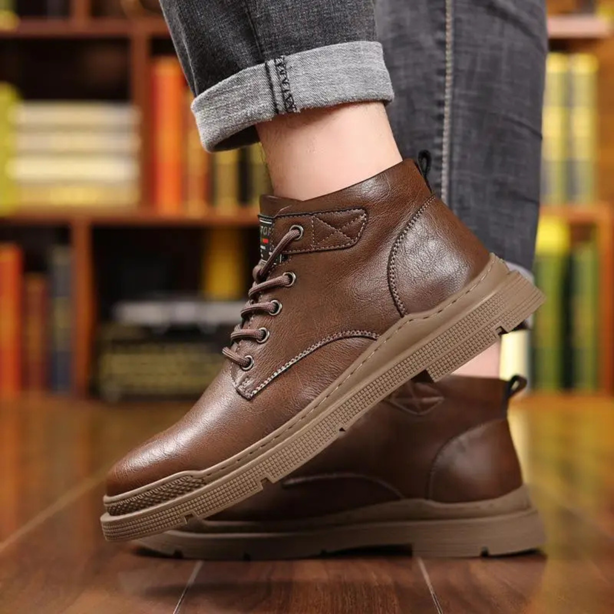 The Silverfield Men’s Classic Lace Up Leather Ankle Snow Boots
