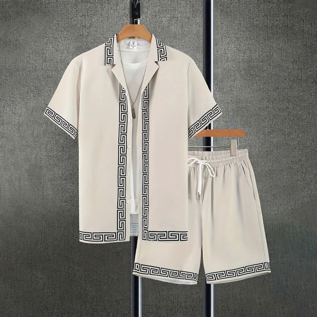 The Glenwood Ridge Men’s Casual Print Set – Shirt & Shorts