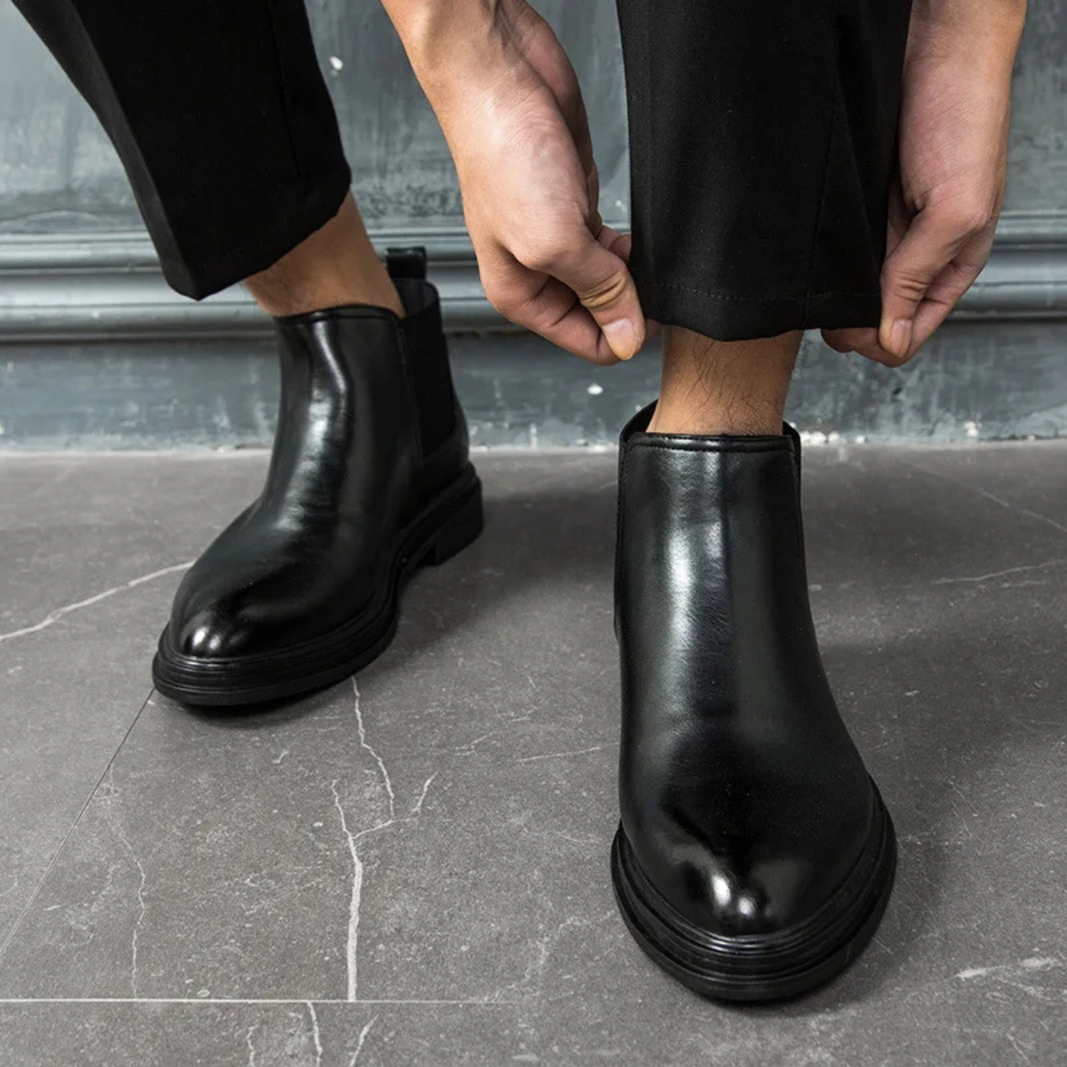 The Wellington Men’s Classic Winter Ankle Dress  Chelsea Leather Boots