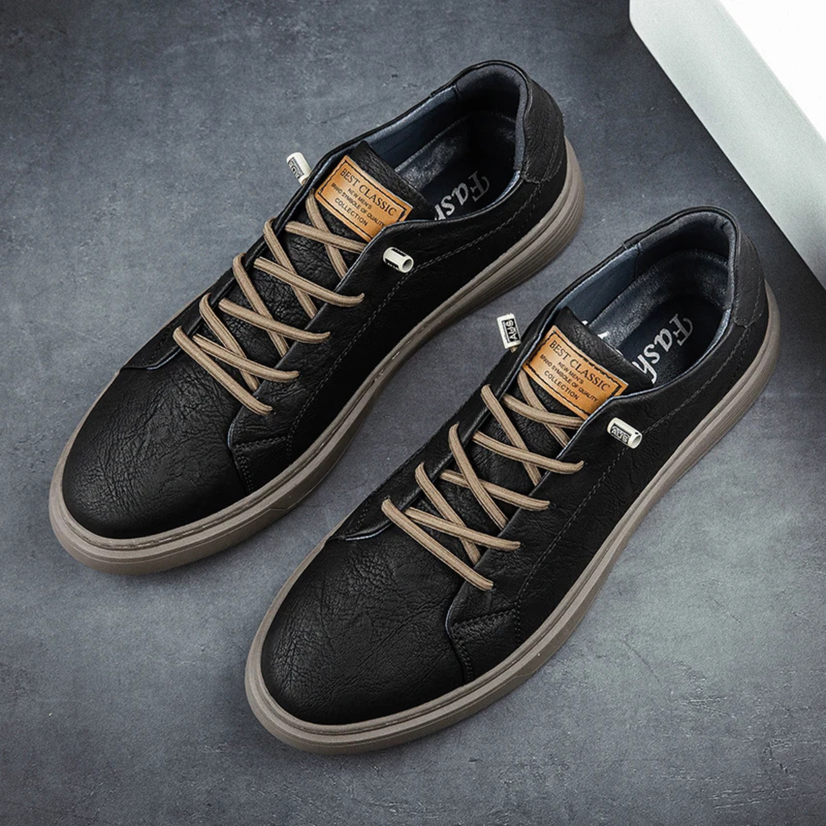 The Fairwood Men’s Lightweight Trendy Classic Shoes