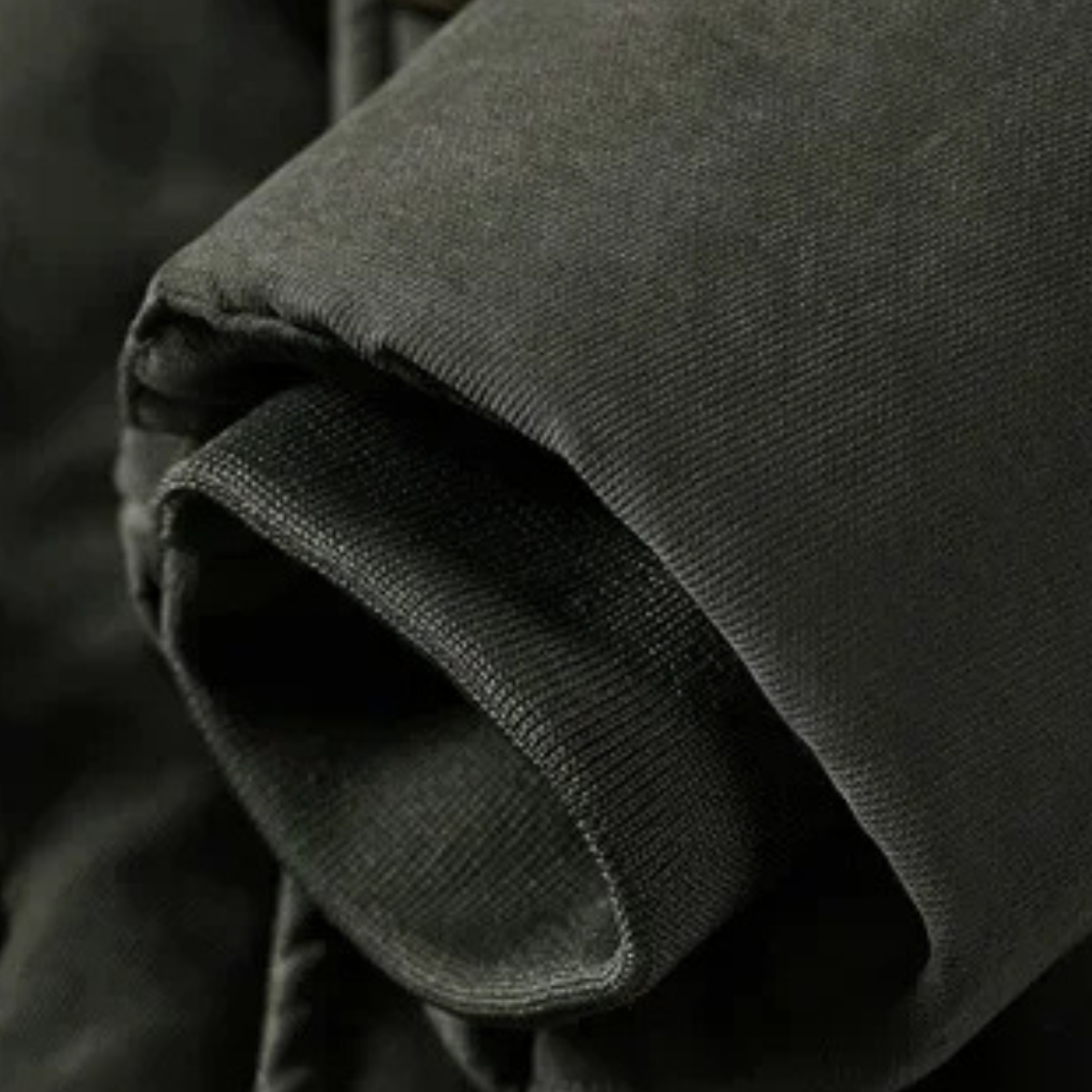 The Bellmont Men’s Thick Warm Hooded Parka Coat with Fur Lining