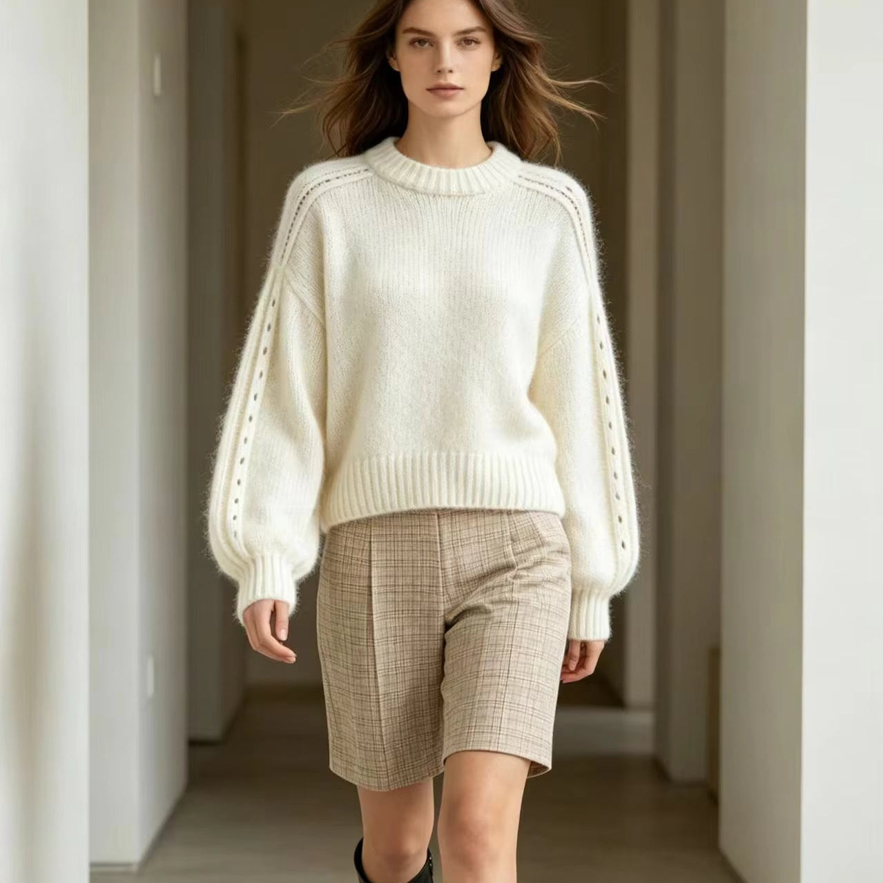 Women's Crew Neck Knit Lantern Sleeves Sweater