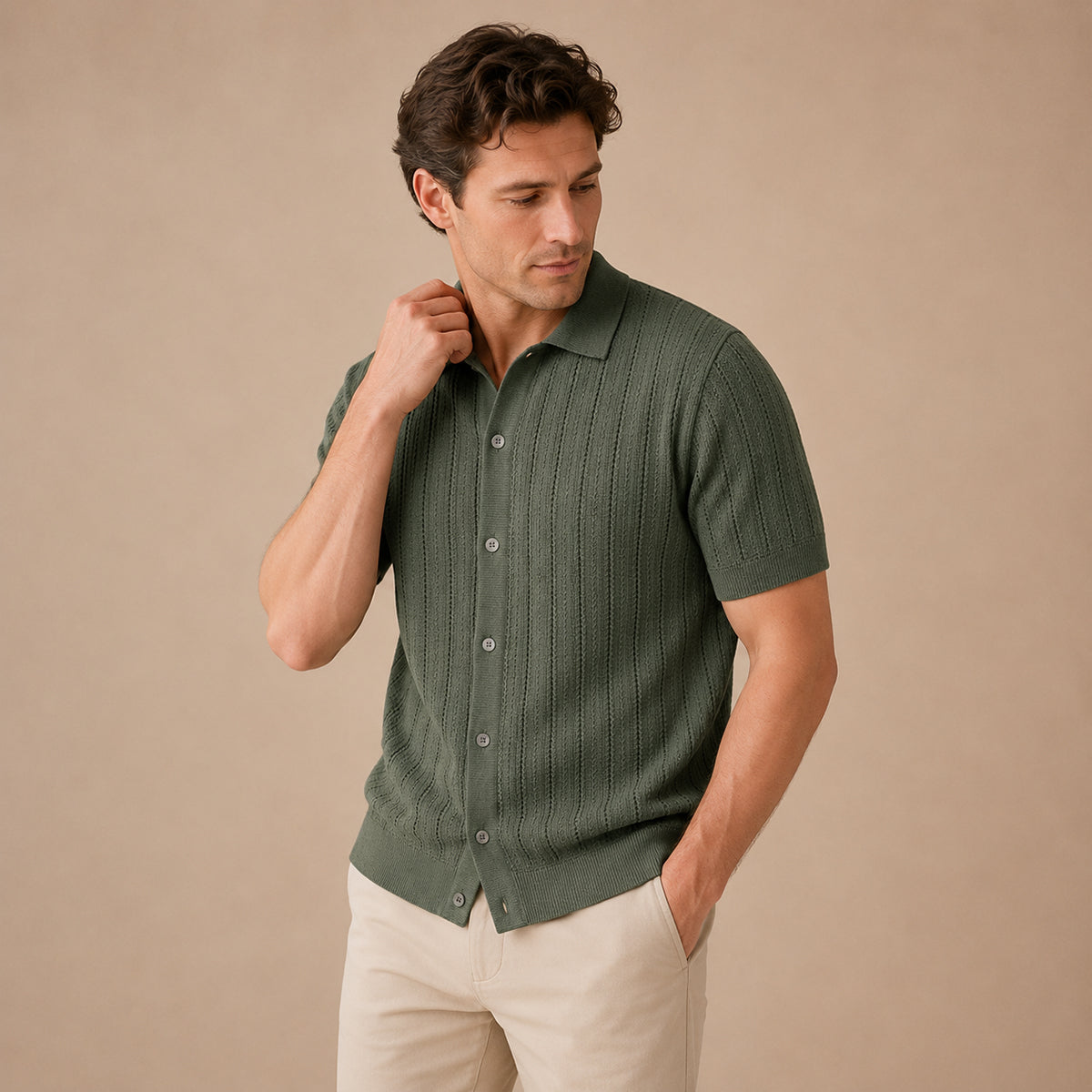 The Siracusa Men’s Lightweight Knit Button Down Polo Shirt