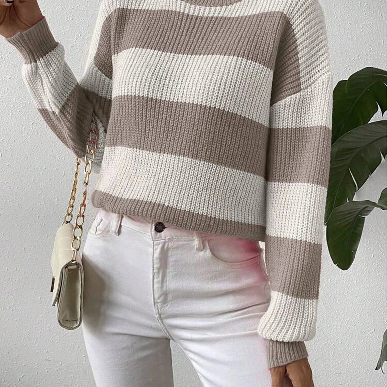 Women's Relaxed Fit Contrast Stripe Sweater