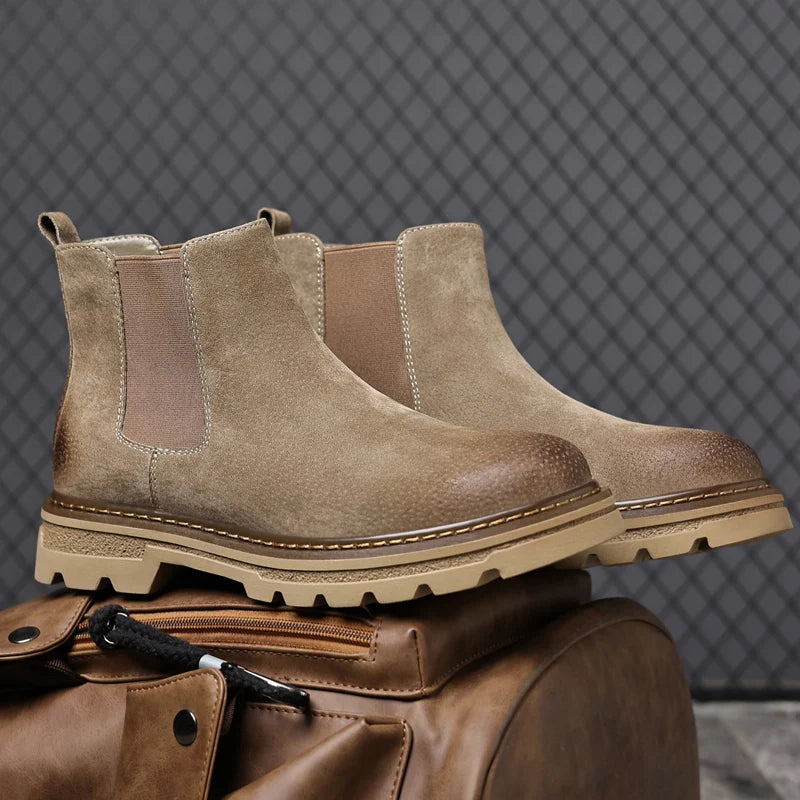 The Cardiff Bay Men's Confortable Suede Chelsea Boots