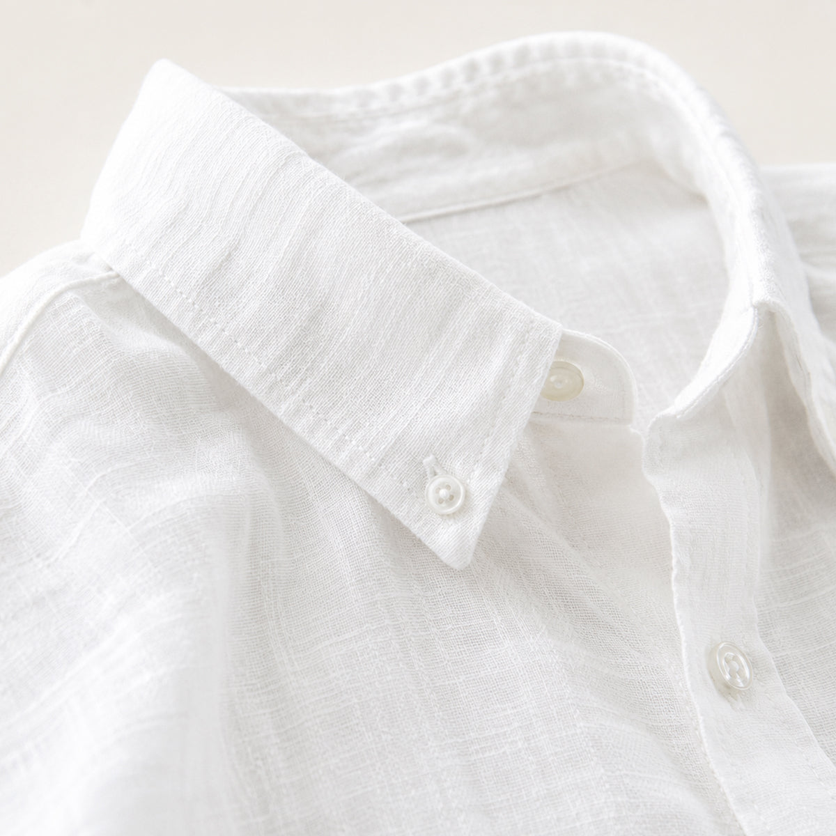 The Silverlake Men’s Cotton Linen Button-Up Beach Shirt