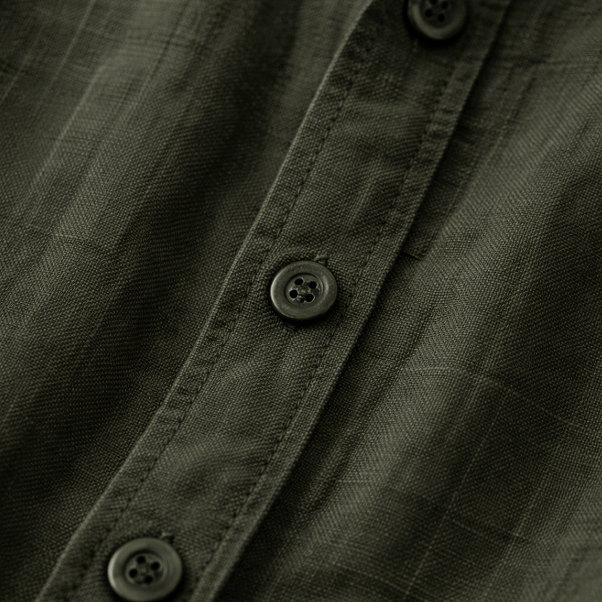 The Hallstatt Men’s Casual Lightweight Button-Up Shirt