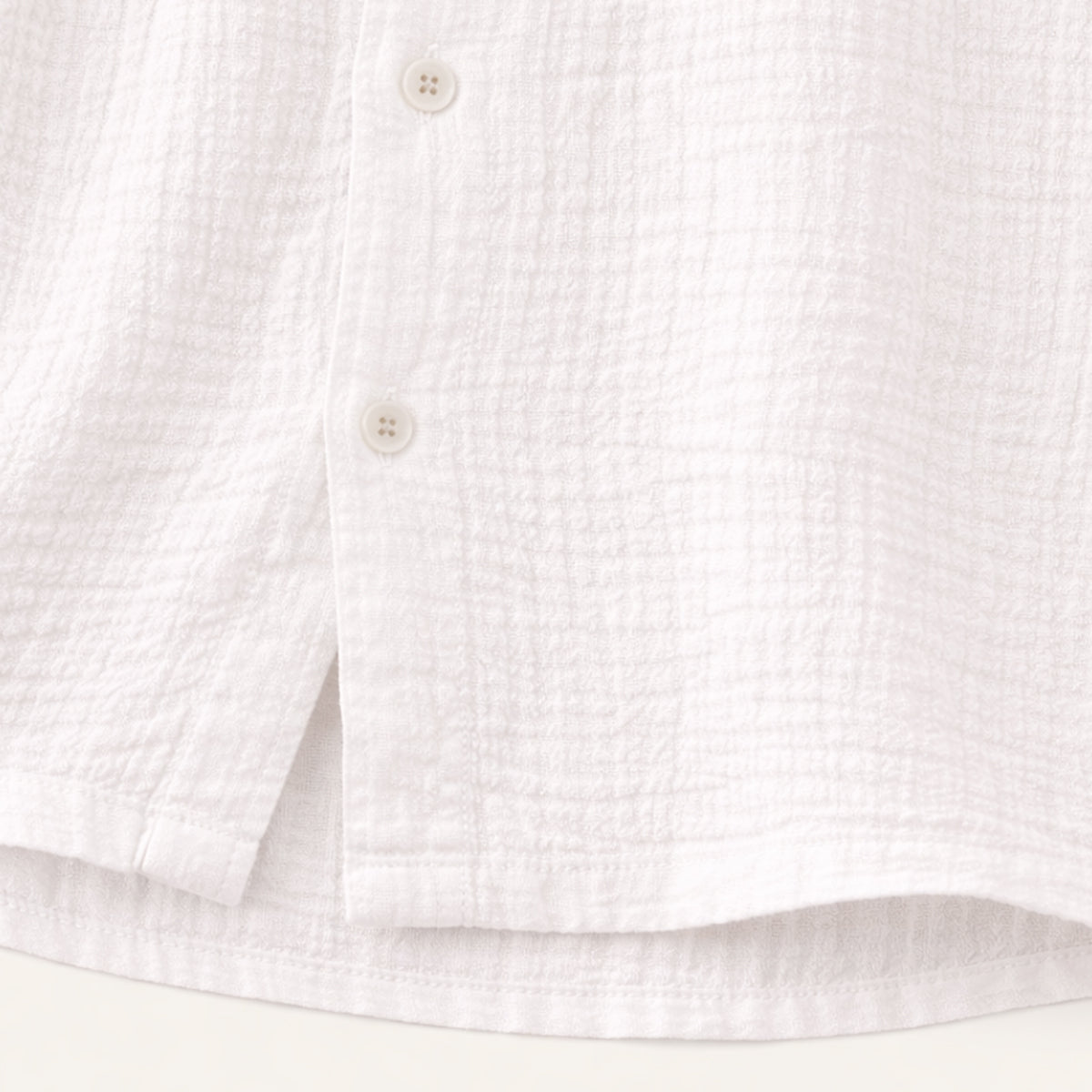 The Oxford Men’s Turn Down Collar Trendy Loose Fit Button-Up Shirt