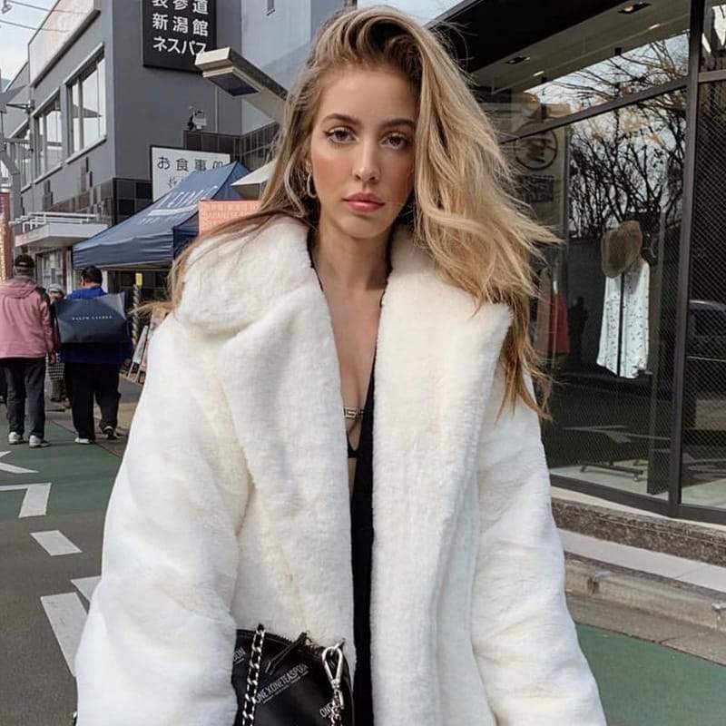 Women's Long Faux Fur Coat – Luxury Oversized Winter Teddy Jacket